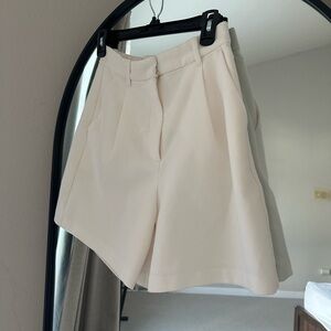 Abercrombie ultra high waisted tailored shorts